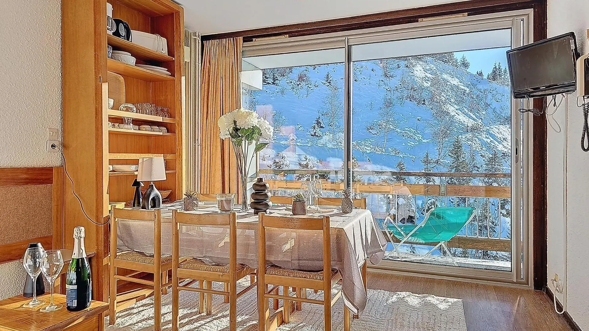 Courchevel 1650 - Mountain View Snow Front 2S07 Apartment France