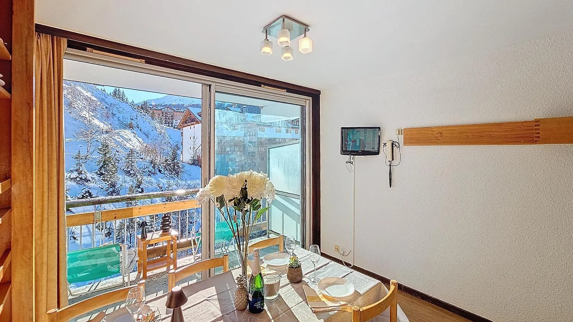 Courchevel 1650 - Mountain View Snow Front 2S07 Apartment